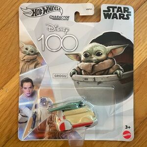 Disney Star Wars Hot Wheels Grogu Baby Yoda Car